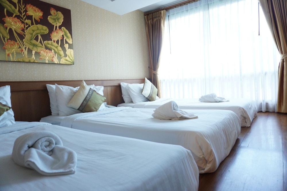Md Boutique Hotel Chiang Mai Bagian luar foto