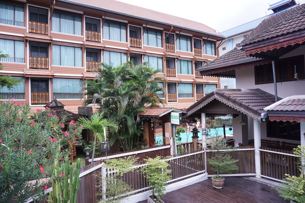 Md Boutique Hotel Chiang Mai Bagian luar foto