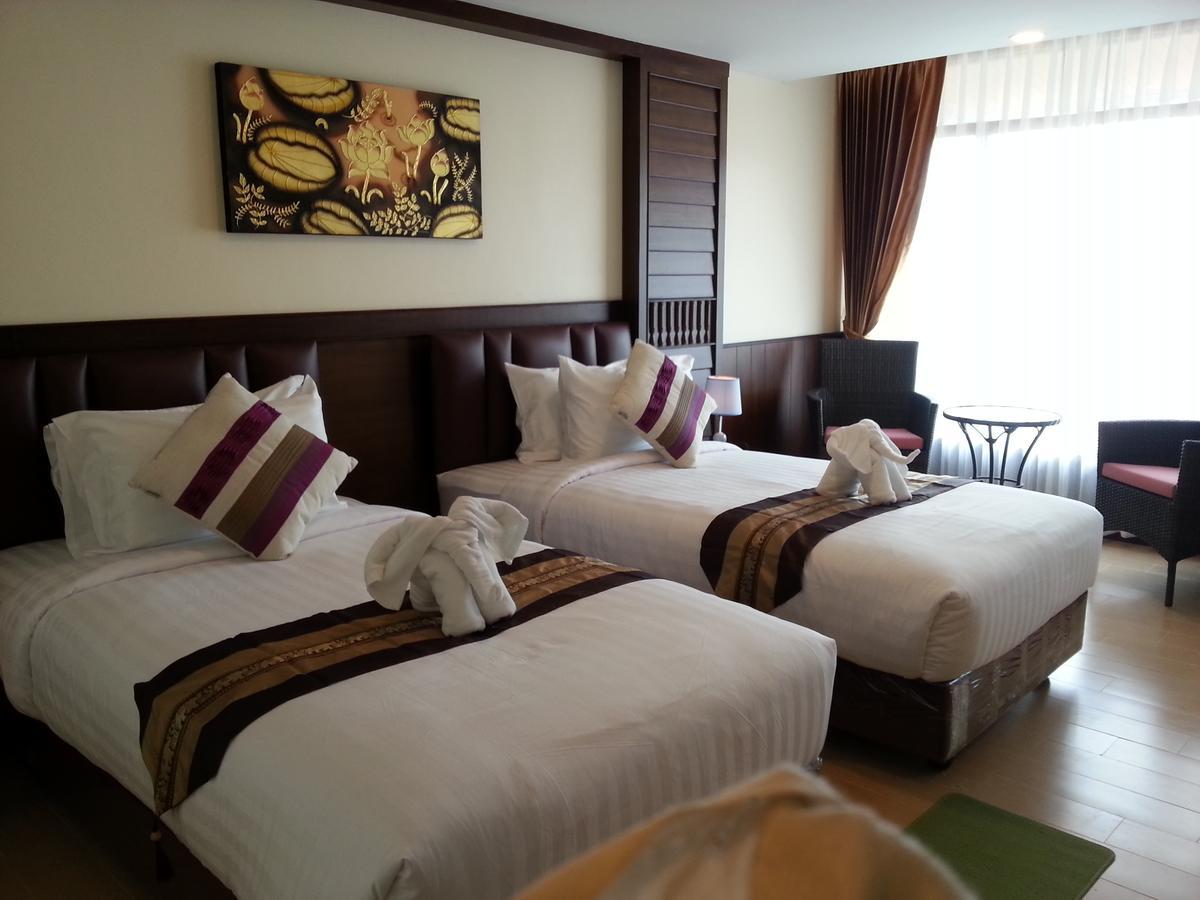 Md Boutique Hotel Chiang Mai Bagian luar foto